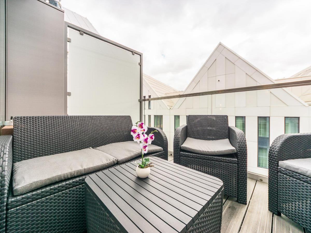 Flatbook - City Center Apartments Granaria With Parking Γκντανσκ Εξωτερικό φωτογραφία